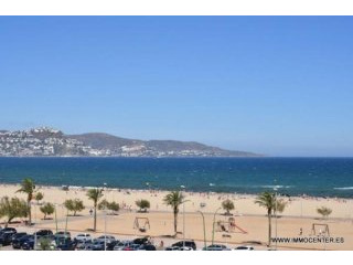 EMPURIABRAVA: Garage of 17,5 m2 in..