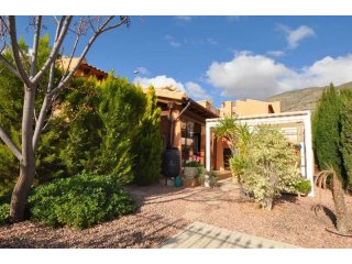 2 Bed Perfect For Holiday Home
