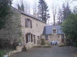 Brittany, Morbihan, Plumeliau