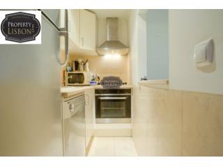 Tenanted & Furnished 2 Bedroom Lisbon..