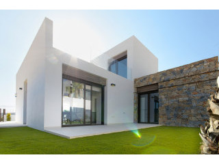 2 Bedrooms - Villa - Alicante - For Sale