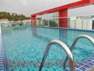 1 Bedroom Condo for sale in Pratumnak -..