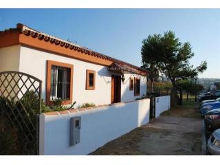 2 bedroom detached house for sale