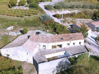 Stone House Part Renovated With Barn..