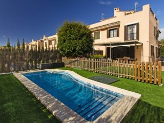 Semi-Detached House In Quiet Location