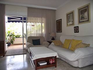 2 Bedroom apartment for sale in Playa..