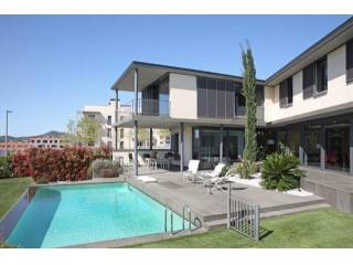 6 bedroom Detached House For Sale:..