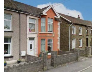 4 bedroom, Terraced House house for sale