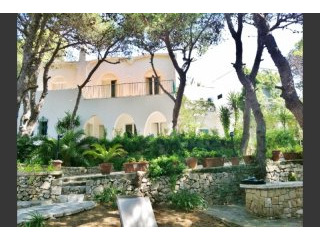 V000149, Beachfront Villa In Santa..