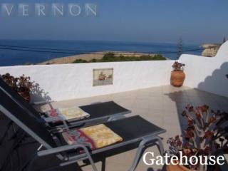 Ocean Front Apartment In Carvoeiro..