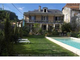 8 bedroom House For Sale: 24000 DORDOGNE