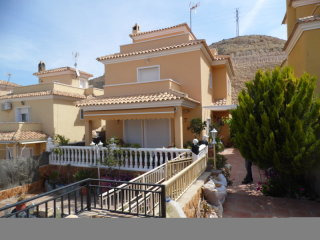3 Bedrooms - Villa - Alicante - For Sale