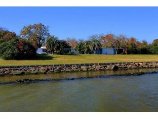 Land For Sale: 2111 S Broadway St La..