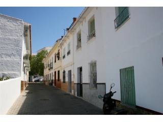 Town House - A spacious townhouse in..