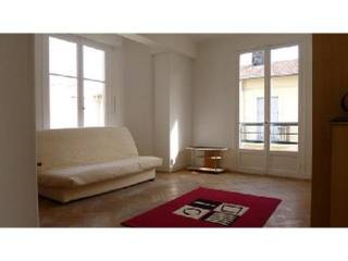 Very bright and quiet apartment