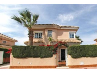 4 Bedroom 2 Bathroom Villa In Punta..