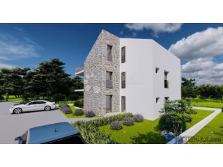 Vrsi - luksuzni trosobni apartman 100m od mora, prizemlje