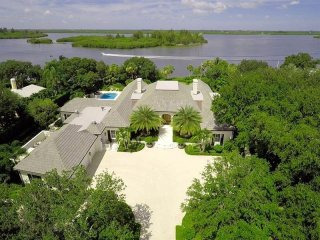 4 bedroom House For Sale: 21 Marker..