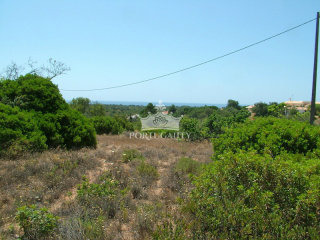 Plot Of Land At Vale De Engenhos..