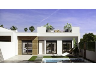 Las villas se componen de 3 dormitorios y 2 baños..