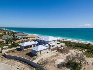 6 bedroom House For Sale: 9050 Rocky..