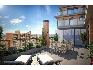 2 BED APARTMENT BY THE BEACH