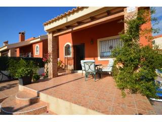 2 Bedrooms - Villa - Alicante - For Sale