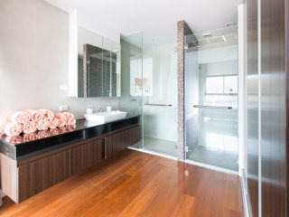 New 2-bedroom sea view condo at top..