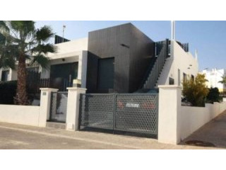 2 Bedroom 2 Bathroom Townhouse In..