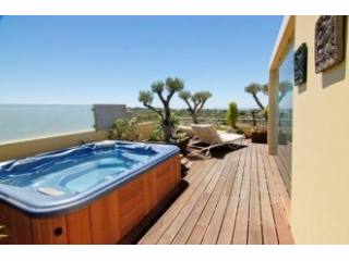 For Sale: Apartment In West Algarve..