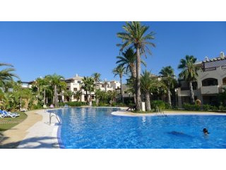 2 bedroom apartments