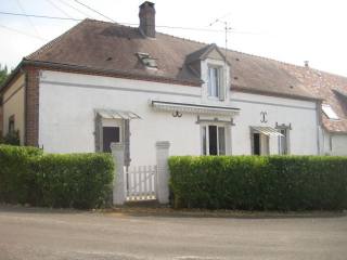 Nice Traditional House, Great Location