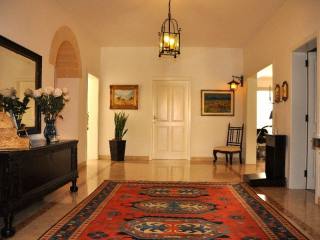 Lovely Spacious Apartment