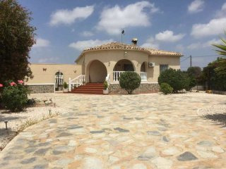 4 Bed Detached Villa In Catral