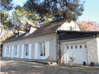 7 Bed Longer With Gardens & Swimming..