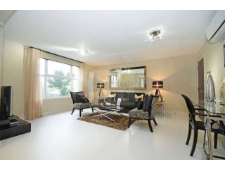 Flat 37 Boydell Court