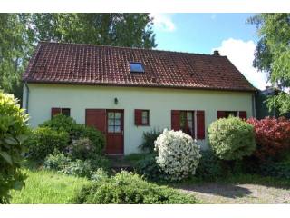 2 Bedroom Detached House For Sale