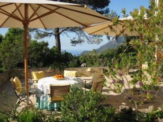 Wonderful finca with sea views in..