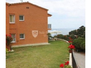 Beautiful House With Magnificent Sea..