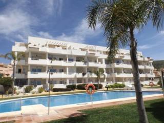 2 Bed Apartment for sale in Calahonda