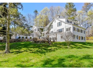 6 bedroom House For Sale: 1510 White..