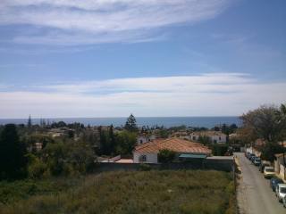 2 Bed Apartment for sale in Marbella