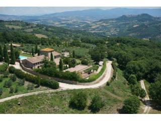 7 bedroom House For Sale: Umbria..