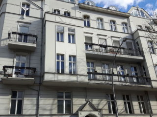Luxury Old Apartment in West Berlin Top..