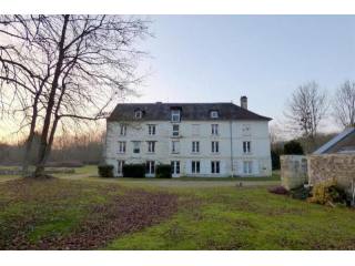 7 bedroom House For Sale: 02600..