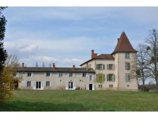 14 bedroom Castle For Sale: 69400..