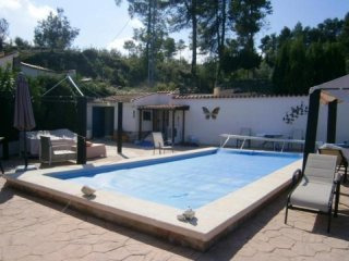 Very Grand 4 Bedroom Country Home For..