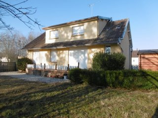 Traditional House with Nice Garden