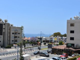 4 Bedrooms - Apartment - Limassol - For..