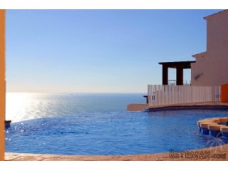 Spectacular penthouse apartment located in Benitachell with..
